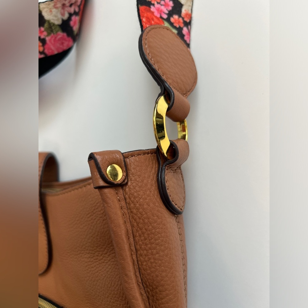 orYANY Leather Medium Crossbody Bag - Picture 5 of 10